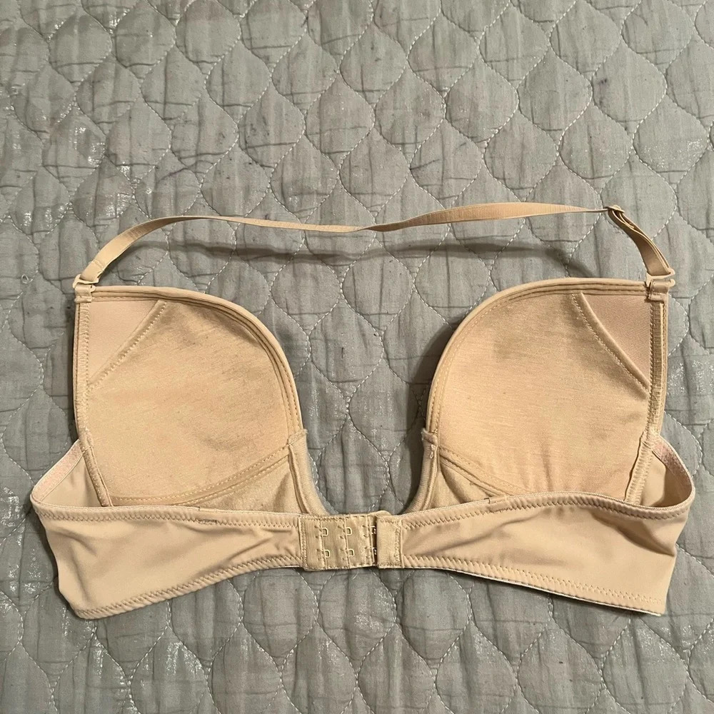 HALTER BRA~DEEP CUT~NWOT~36B - Picture 3 of 3